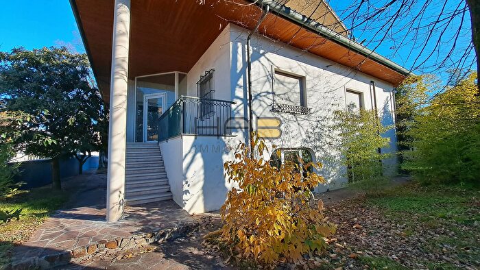 Casa in vendita in Via San Filippo Benizzi, Padova