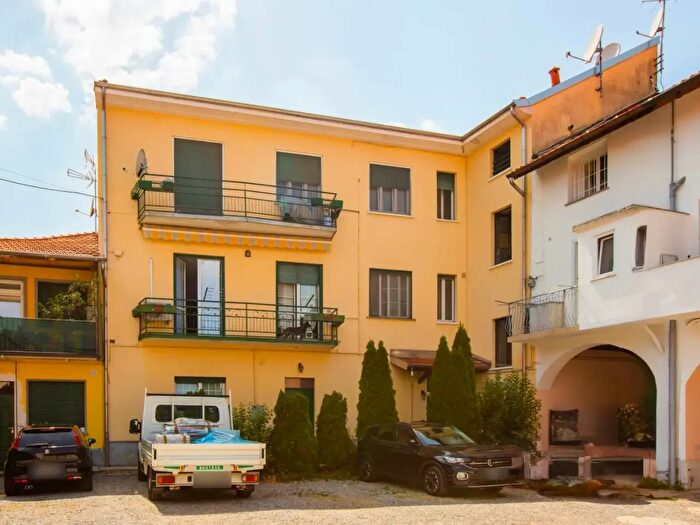 Appartamento trilocale in affitto in Via Eugenio Cantoni, Castellanza