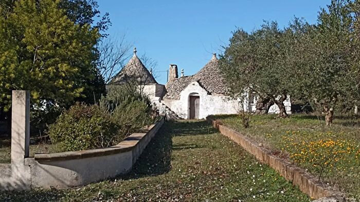 Casa quadrilocale in vendita in Ostuni