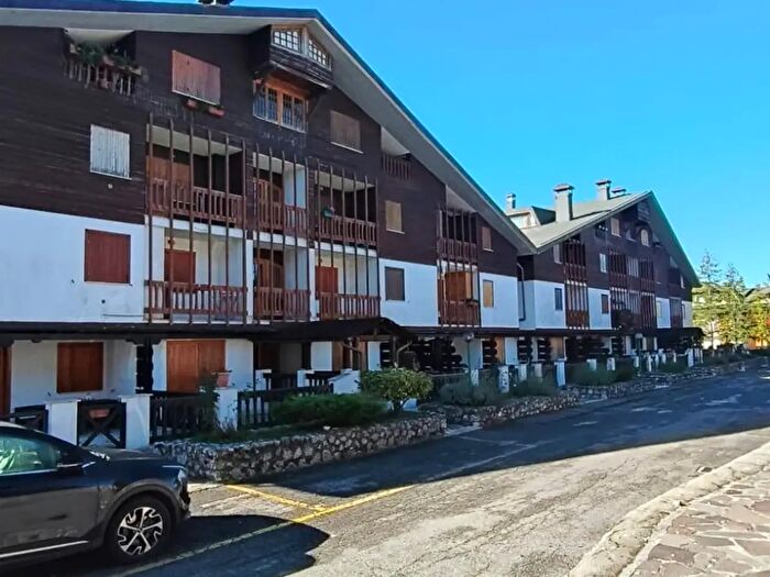 Appartamento bilocale in vendita in Viale Castelamato, Cervara Di Roma