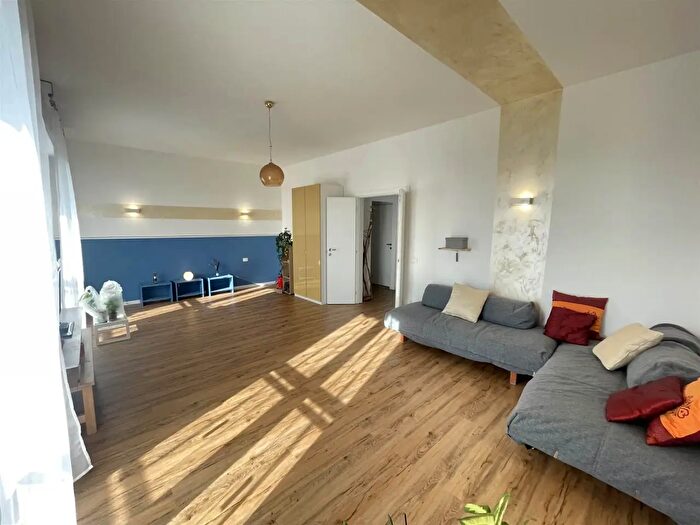 Appartamento con 6 locali in vendita in Firenze