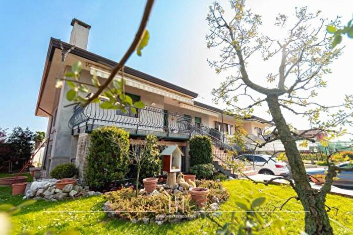 Casa con 6 locali in vendita in Via dei Braccianti, Concordia Sagittaria