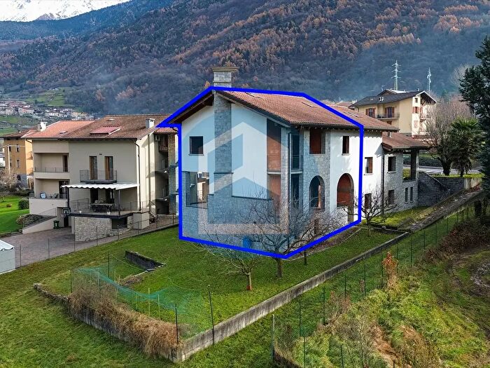 Casa con 6 locali in vendita in Via Rivea Ceto Bs, Ceto