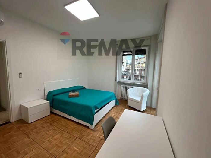 Appartamento monolocale in affitto in Via Piave, Varese