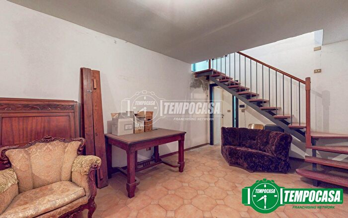 Appartamento bilocale in vendita in Via Goito, Acqui Terme