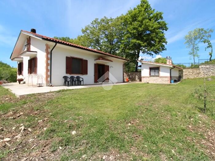 Casa trilocale in vendita in Località SantElia, Montenero Sabino
