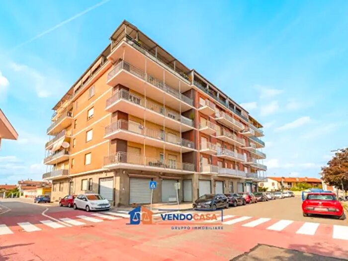 Appartamento trilocale in vendita in Via Giovanni Pascoli, Carmagnola