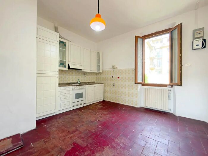 Appartamento trilocale in vendita in Firenze