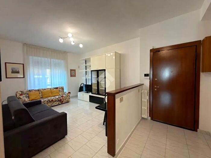 Appartamento bilocale in vendita in Via Montenevoso, Paderno Dugnano