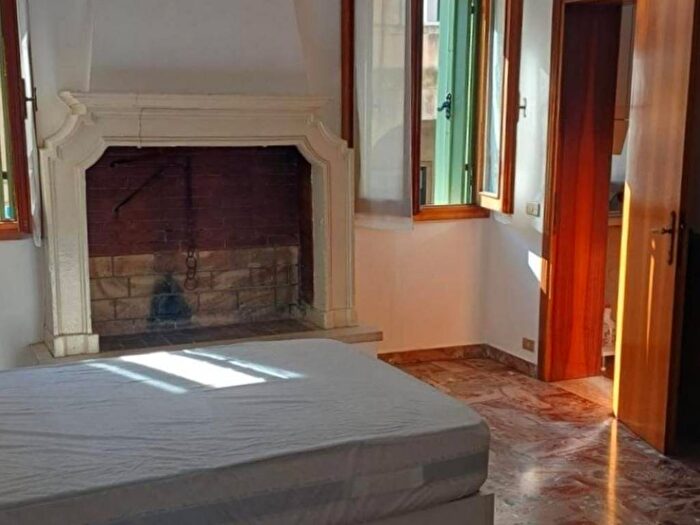 Appartamento trilocale in affitto in Contra' Pedemuro San Biagio, Centro Storico, Vicenza