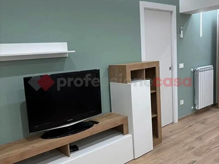 Appartamento trilocale in affitto in Via Puccini Snc, Cassino