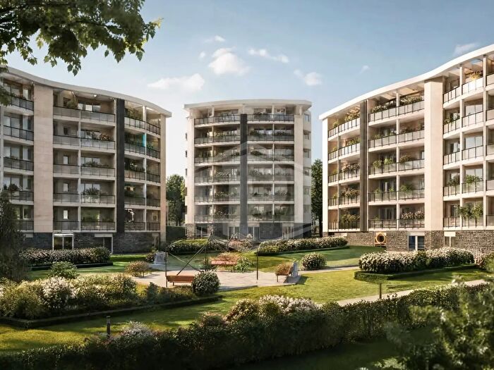 Appartamento quadrilocale in vendita in Via Monte Ortigara, Torino