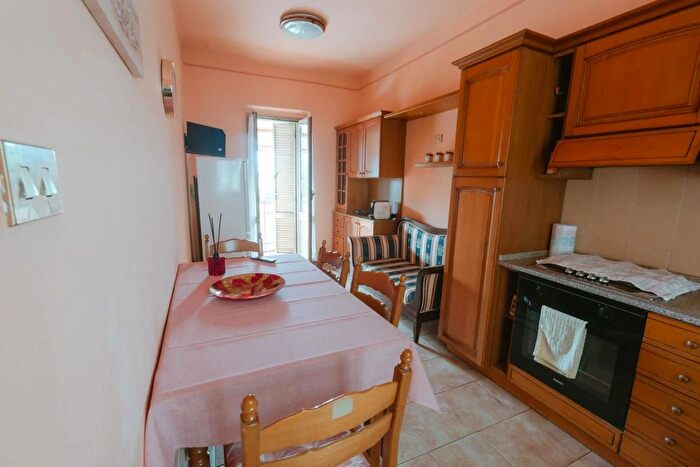 Appartamento trilocale in vendita in Via Tuderte, Narni