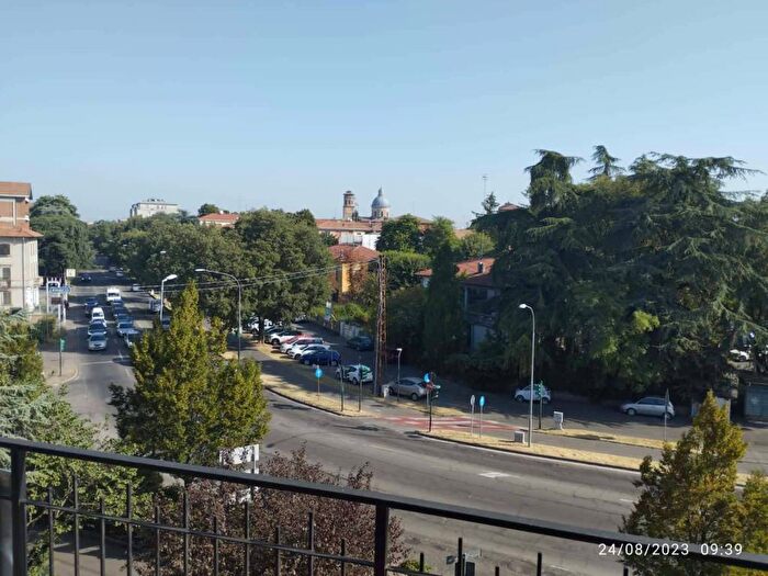 Appartamento con 5 locali in affitto in Viale Timavo, Ospedale Villaggio Manenti, Reggio Emilia