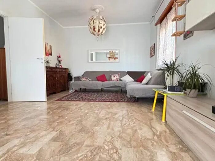 Appartamento con 5 locali in vendita in Via Clemente Monari, Forli'