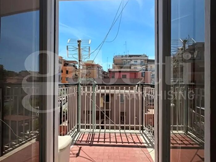 Appartamento monolocale in affitto in Via Andrea Verga, Roma