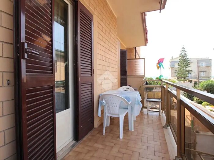 Appartamento monolocale in vendita in Lungomare delle Meduse, Pomezia