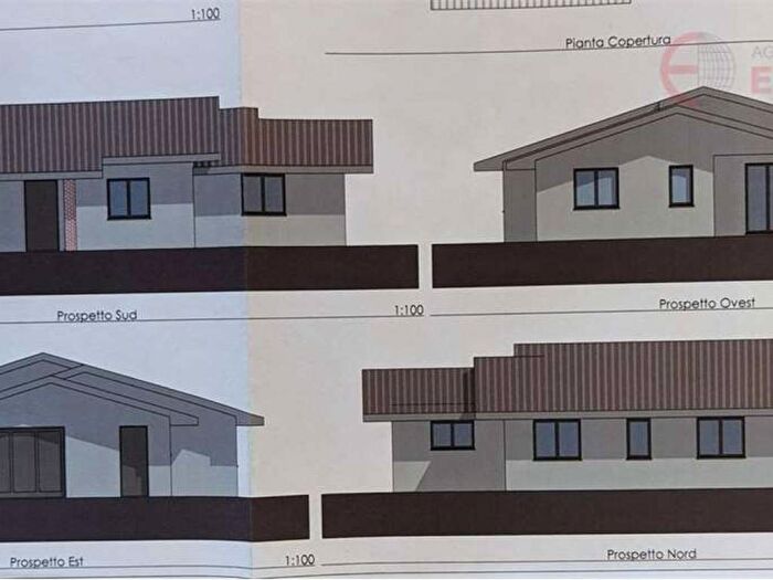 Casa con 6 locali in vendita in VIA GIUGNO, Centro, Legnaro