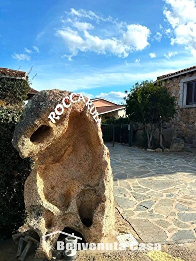 Appartamento bilocale in vendita in Via Cala Girgolu a San Teodoro, San Teodoro