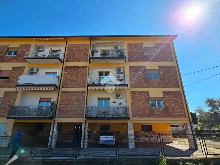 Appartamento con 5 locali in vendita in Via Svezia, Rende