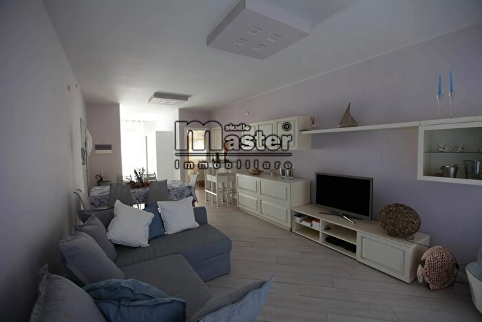 Appartamento quadrilocale in vendita in Piazza Aurora, Jesolo