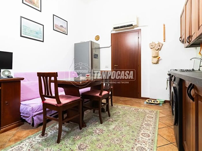 Appartamento bilocale in vendita in Via Breno, Milano