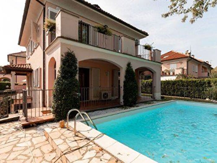 Casa con 5 locali in affitto in Via della Chiesa, Centro, Basiglio