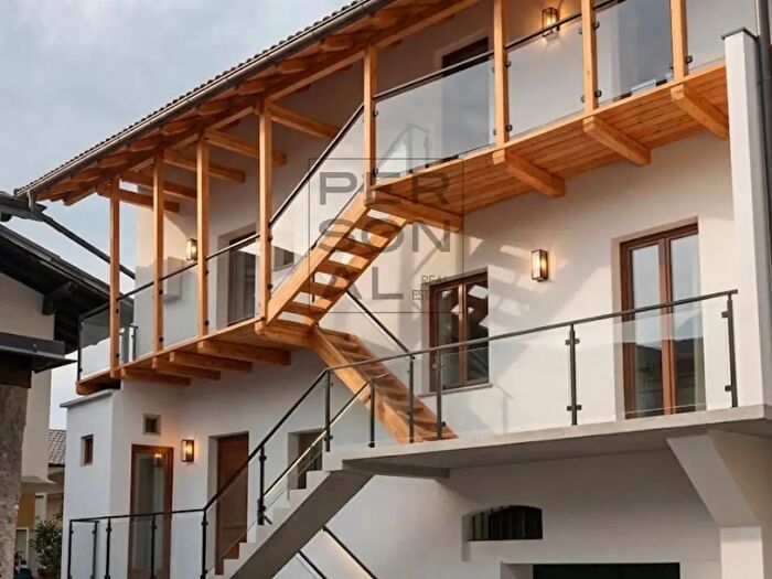 Appartamento con 10 locali in vendita in Levico Terme