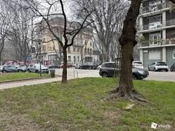 Appartamento trilocale in vendita in Via Tranquillo Cremona, Milano