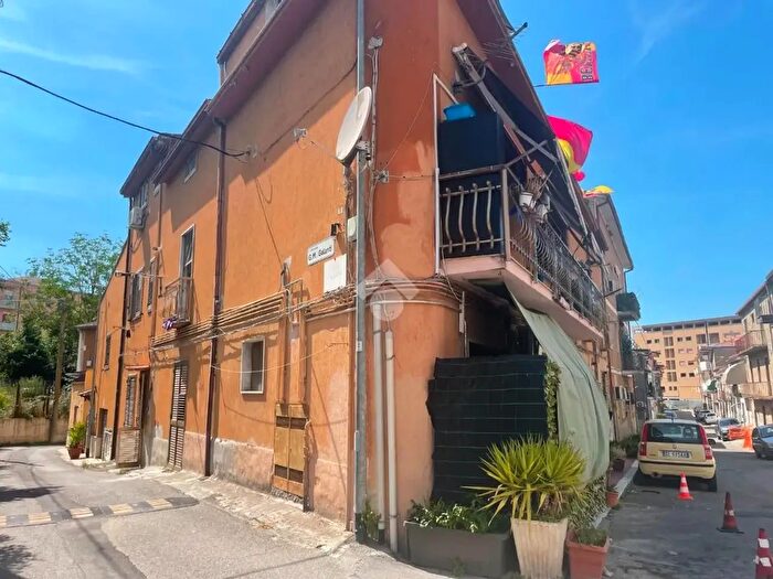 Appartamento quadrilocale in vendita in Via Maria Galanti, Benevento