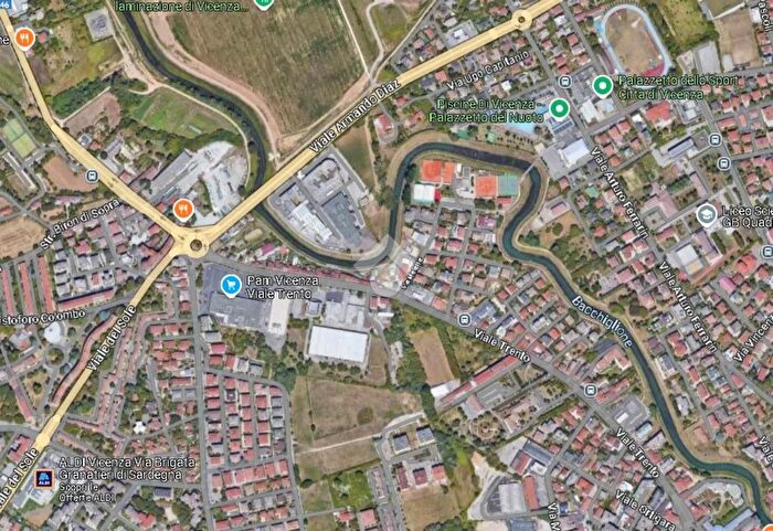 Case in Vendita e in Affitto - 3