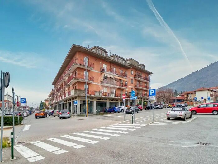 Appartamento trilocale in vendita in Via Trento, Piossasco