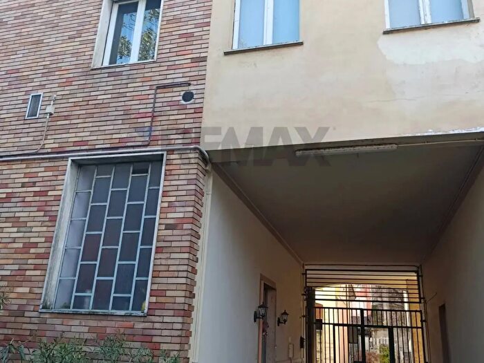 Appartamento quadrilocale in vendita in Via Libertà, Sannazzaro De Burgondi