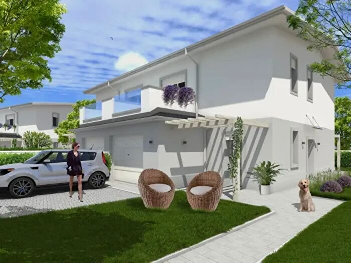 Casa con 5 locali in vendita in Modena