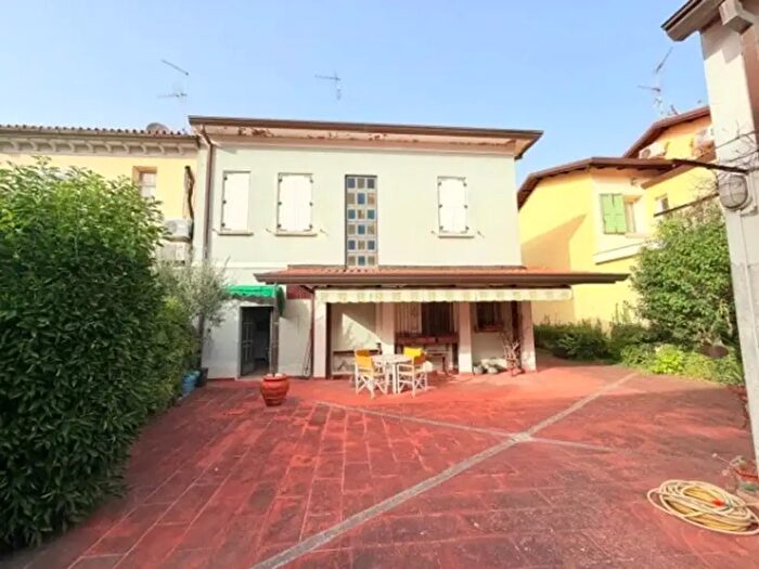 Casa con 6 locali in vendita in Corso Fratelli Cervi, Riccione
