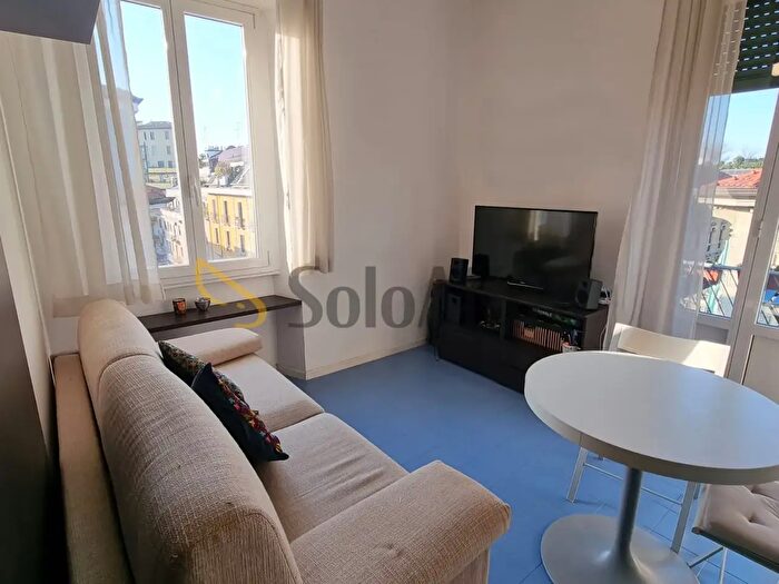 Appartamento monolocale in affitto in Via Rosmini, Milano