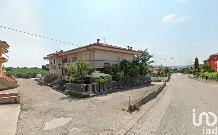 Casa con 12 locali in vendita in Localitãnbsp SP Dir, Mosciano Sant'Angelo
