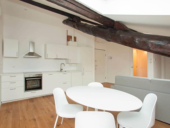 Appartamento bilocale in affitto in Viale Isonzo, Porta Romana Medaglie dOro, Milano