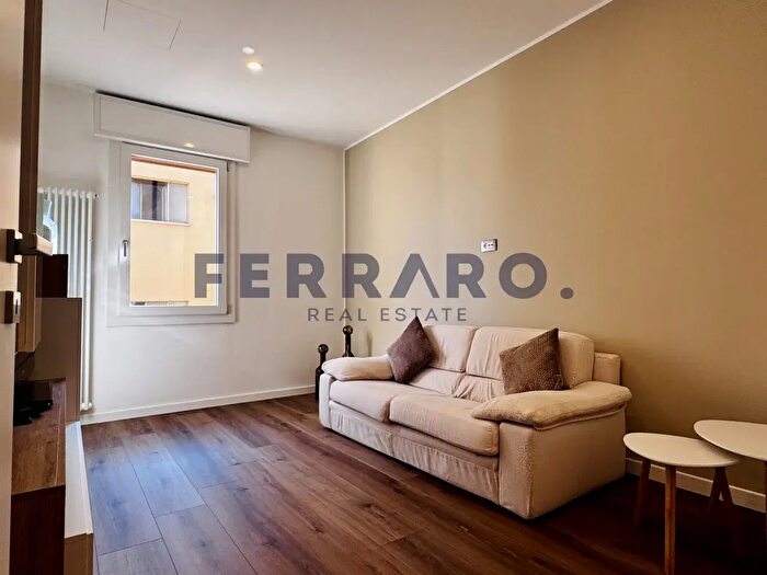 Appartamento trilocale in affitto in Via Cacciatori del Sile, Treviso