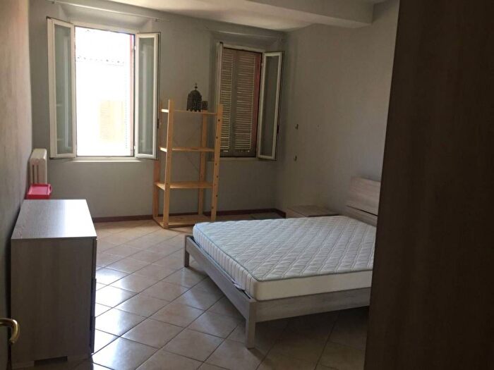 Appartamento trilocale in affitto in Strada Farini, Centro Storico, Parma