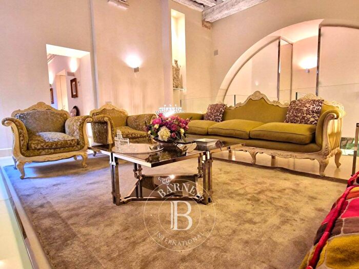 Appartamento con 6 locali in affitto in Vicolo Domizio, Piazza Navona, Roma