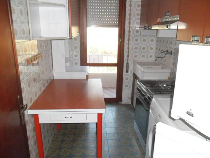 Appartamento trilocale in affitto in Via Chiavica No Number, Crociata, Sarzana