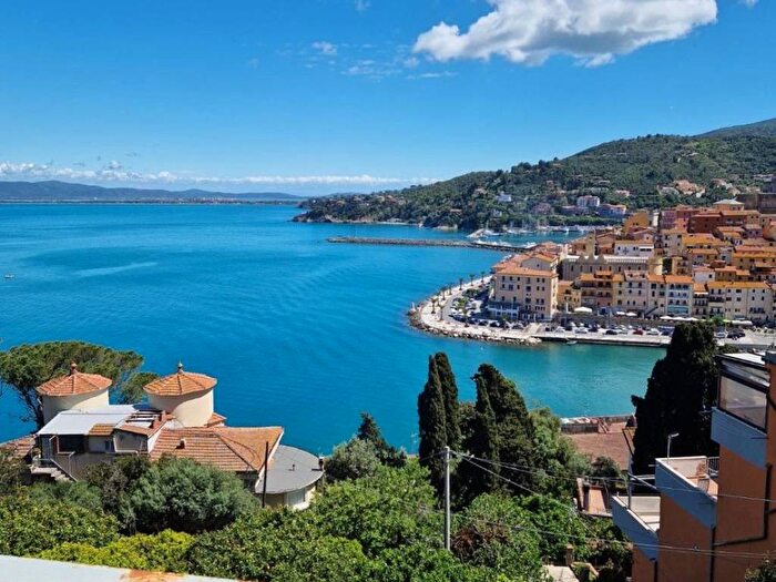 Appartamento trilocale in affitto in Porto Santo Stefano, Monte Argentario