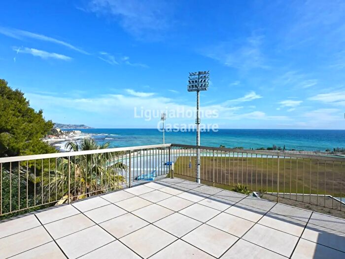 Appartamento con 5 locali in vendita in Via Privata al Sole, Sanremo