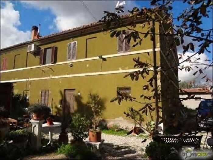 Casa con 6 locali in vendita in Pontemagno, Monte Roberto