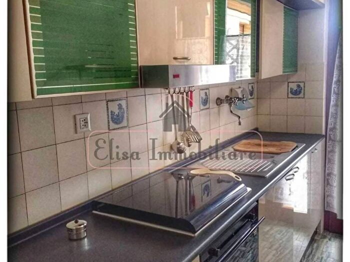 Appartamento quadrilocale in affitto in Centro, Viareggio