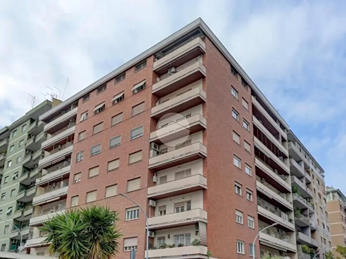 Appartamento monolocale in vendita in Viale Furio Camillo, Roma