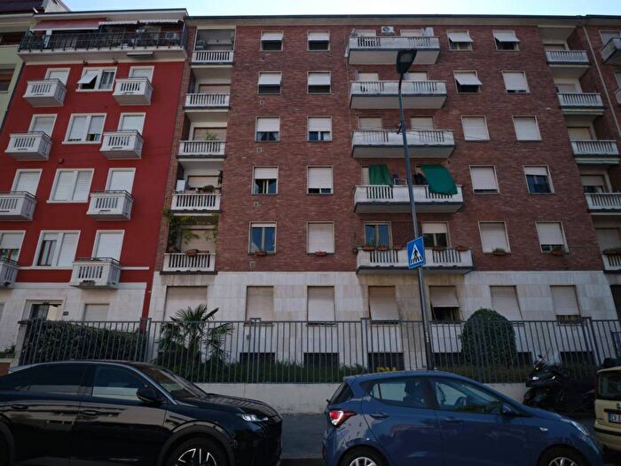 Appartamento quadrilocale in affitto in Via Catone, Bovisa, Milano