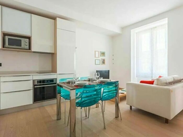 Appartamento monolocale in affitto in Via Carlo Farini, Milano