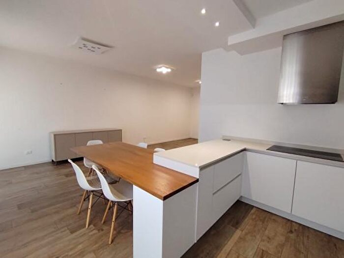 Casa con 6 locali in vendita in Mirandola